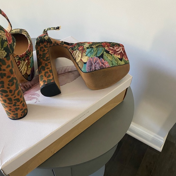 Jessica Simpson Pinkston multi Garden Tapestey worn once fit like a size 8 - Picture 2 of 6